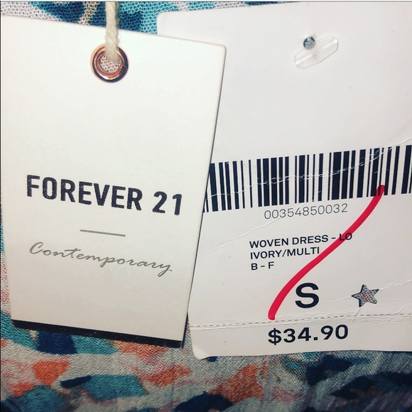 Plunging Floral Maxi Dress 🌸FOREVER 21 size small - Picture 2 of 7